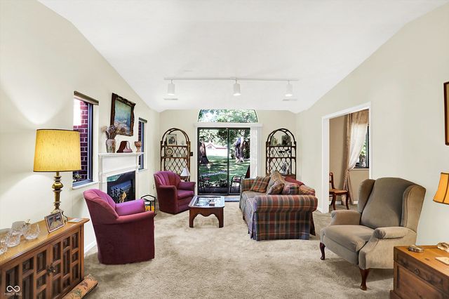 2206 Emily Drive, Indianapolis, IN 46260