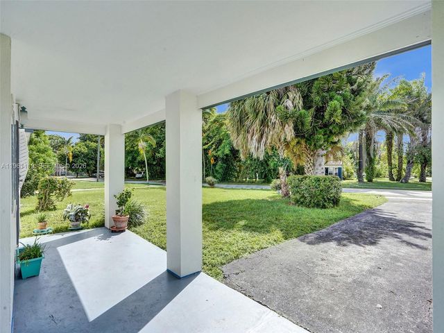 17791 NE 13th Ave, North Miami Beach, FL 33162