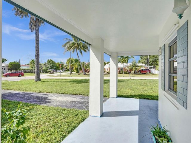 17791 NE 13th Ave, North Miami Beach, FL 33162