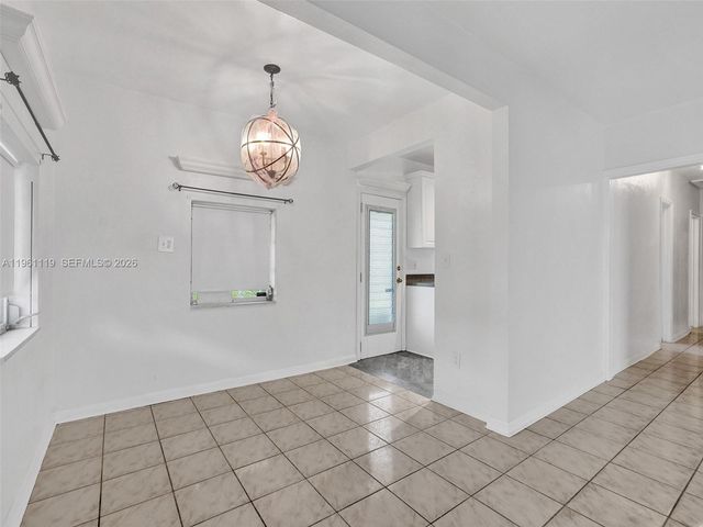 17791 NE 13th Ave, North Miami Beach, FL 33162