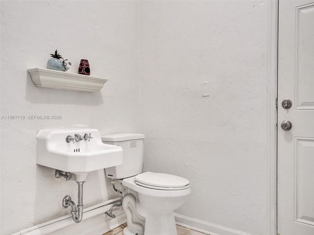 17791 NE 13th Ave, North Miami Beach, FL 33162