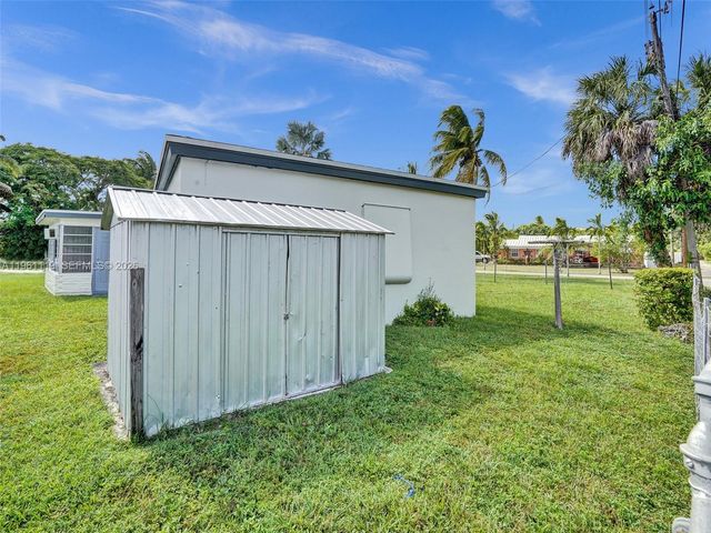 17791 NE 13th Ave, North Miami Beach, FL 33162