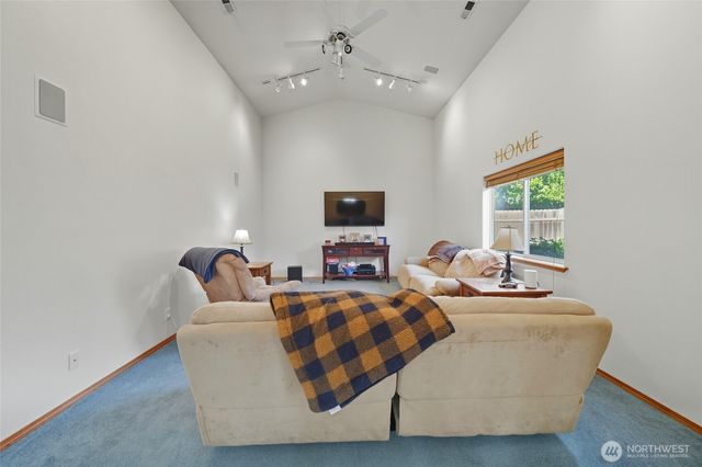 49 Talon Loop, Walla Walla, WA 99362