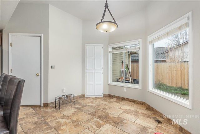 1966 N Pilgrim Avenue, Boise, ID 83704