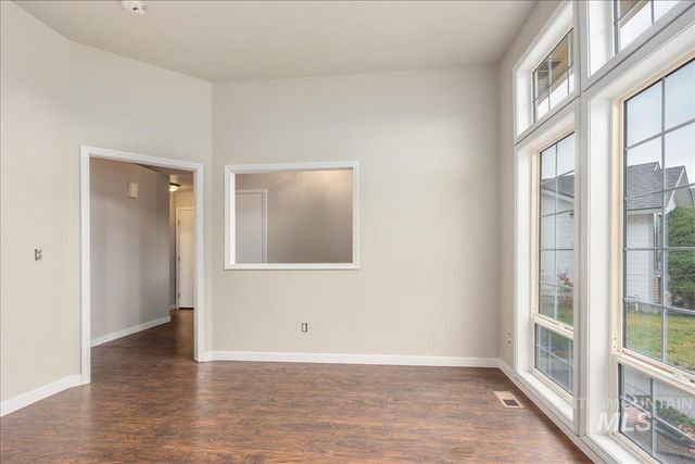 1966 N Pilgrim Avenue, Boise, ID 83704