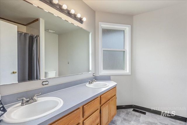 1966 N Pilgrim Avenue, Boise, ID 83704