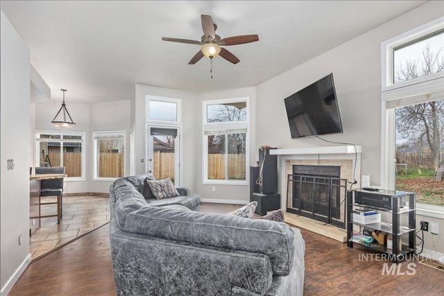 1966 N Pilgrim Avenue, Boise, ID 83704