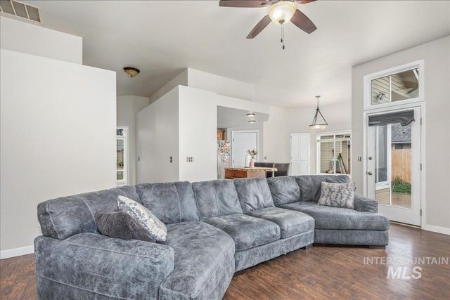 1966 N Pilgrim Avenue, Boise, ID 83704