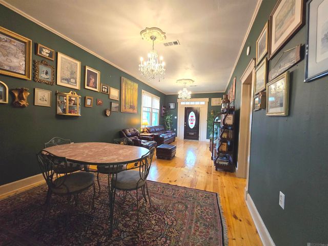 133 St Rose Ave, Baton Rouge, LA 70806