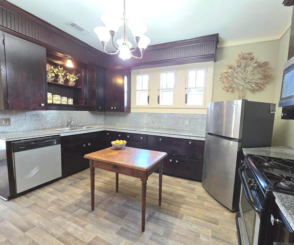 133 St Rose Ave, Baton Rouge, LA 70806