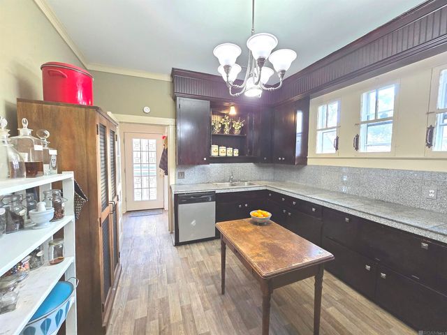 133 St Rose Ave, Baton Rouge, LA 70806