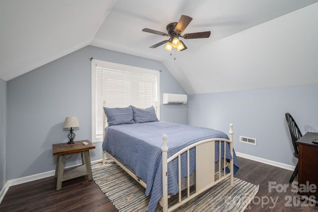 949 Cat Square Road, Vale, NC 28168