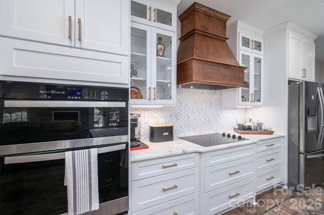 949 Cat Square Road, Vale, NC 28168