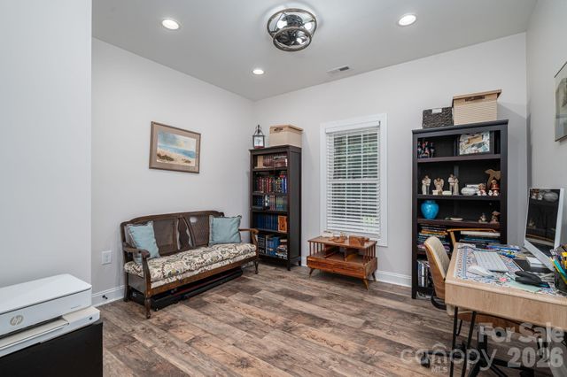 949 Cat Square Road, Vale, NC 28168