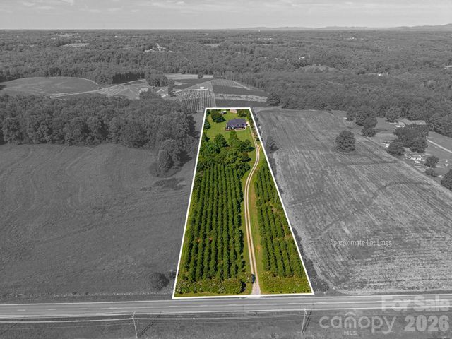 949 Cat Square Road, Vale, NC 28168
