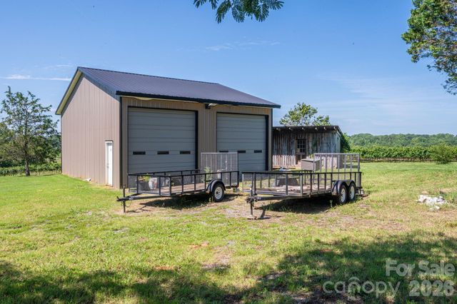 949 Cat Square Road, Vale, NC 28168