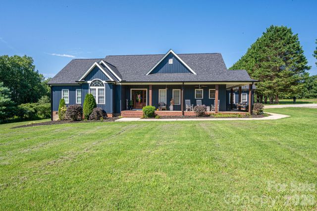 949 Cat Square Road, Vale, NC 28168