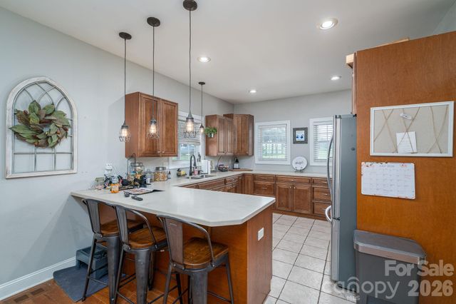 949 Cat Square Road, Vale, NC 28168