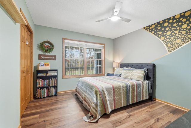 33814 Walbo Drive NW, Cambridge, MN 55008