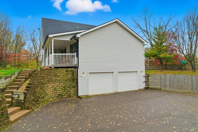 33814 Walbo Drive NW, Cambridge, MN 55008