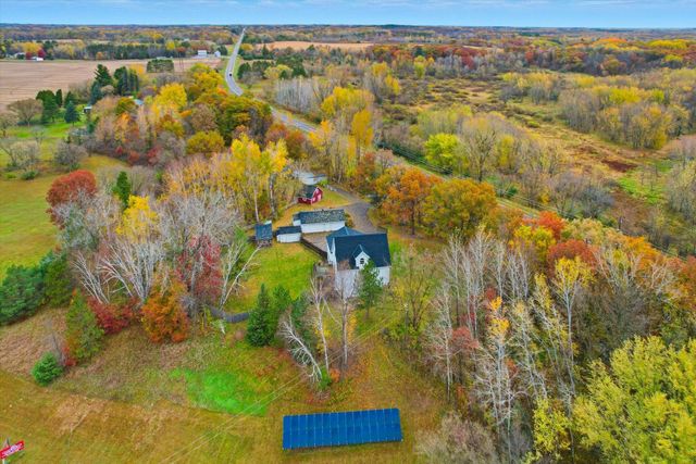 33814 Walbo Drive NW, Cambridge, MN 55008