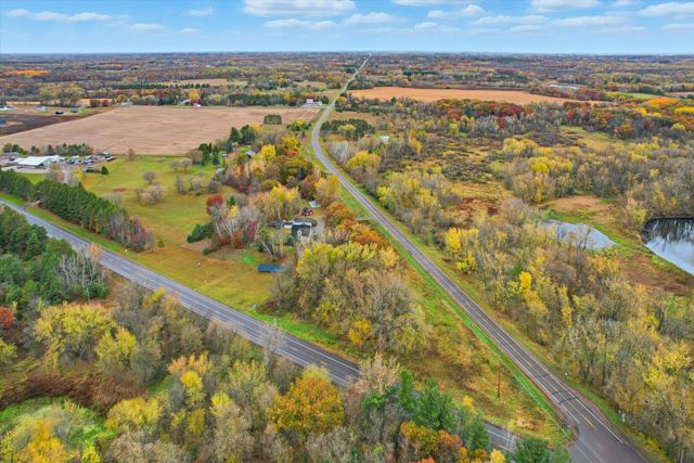 33814 Walbo Drive NW, Cambridge, MN 55008