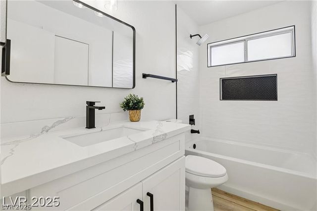 7400 Queen Palm Drive, Las Vegas, NV 89128