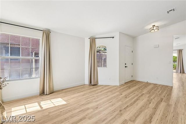 7400 Queen Palm Drive, Las Vegas, NV 89128