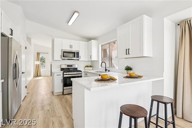 7400 Queen Palm Drive, Las Vegas, NV 89128