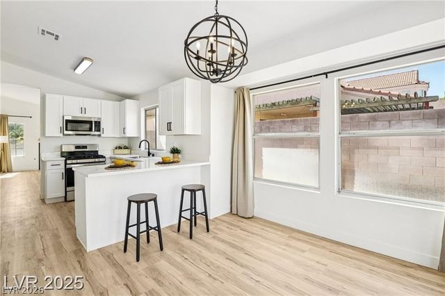 7400 Queen Palm Drive, Las Vegas, NV 89128