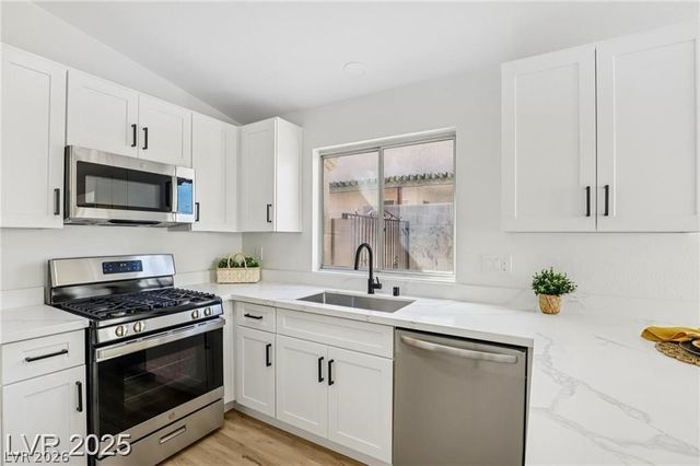 7400 Queen Palm Drive, Las Vegas, NV 89128