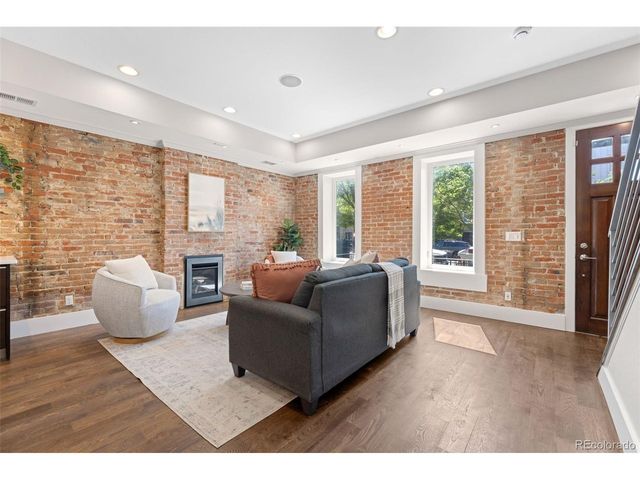 2521 Lawrence St, Denver, CO 80205