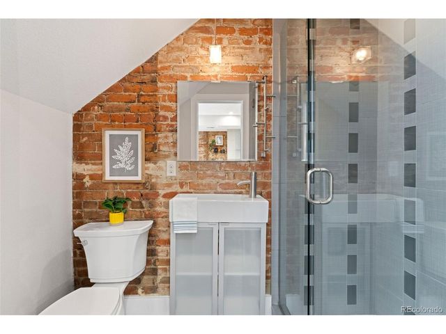 2521 Lawrence St, Denver, CO 80205