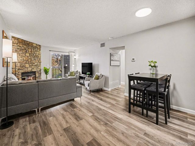 222 Wright St 206, Lakewood, CO 80228