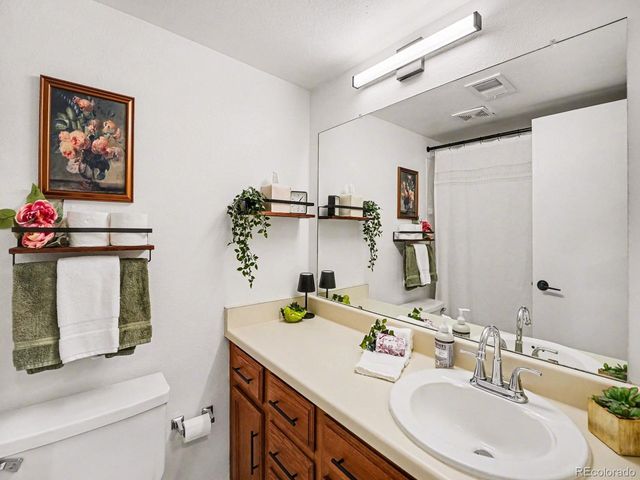 222 Wright St 206, Lakewood, CO 80228