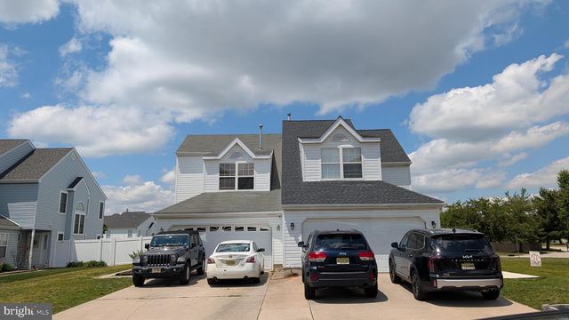 18 DIS CT, Sewell, NJ 08080
