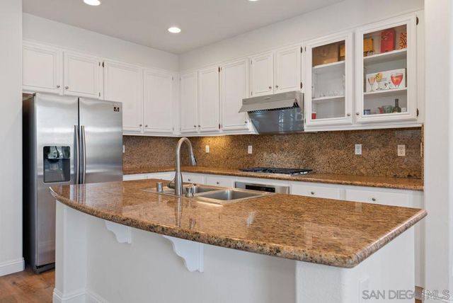 13233 Petunia Way, San Diego, CA 92130