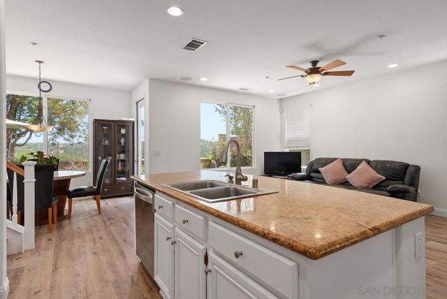 13233 Petunia Way, San Diego, CA 92130