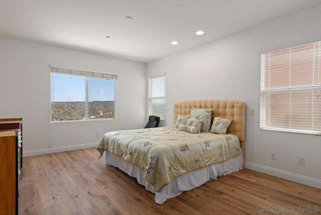 13233 Petunia Way, San Diego, CA 92130