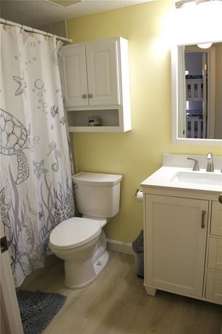 204 SILVER LAKE DRIVE 102, Venice, FL 34292