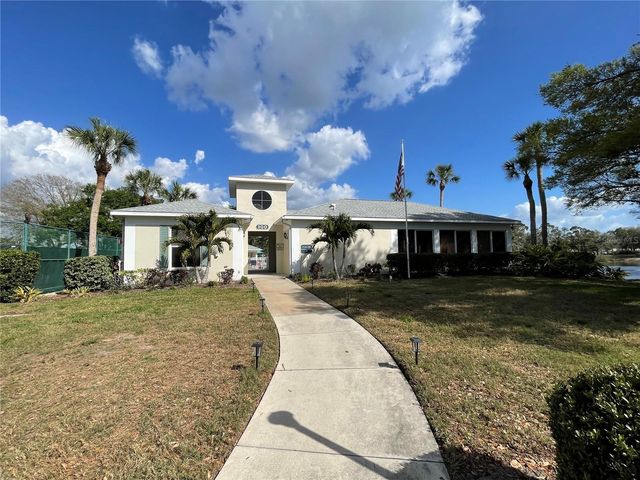 204 SILVER LAKE DRIVE 102, Venice, FL 34292