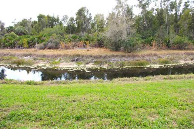 204 SILVER LAKE DRIVE 102, Venice, FL 34292