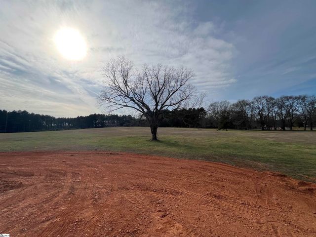 3716 Fork Shoals Road, Simpsonville, SC 29681