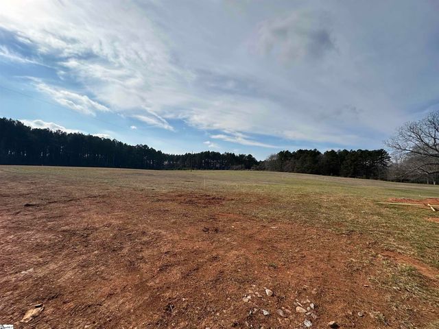 3716 Fork Shoals Road, Simpsonville, SC 29681