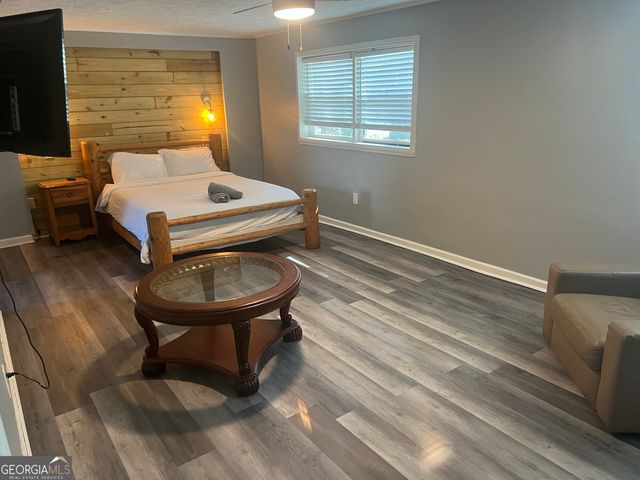 4380 Janice Drive, Atlanta, GA 30337