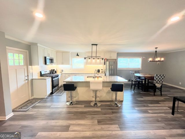 4380 Janice Drive, Atlanta, GA 30337