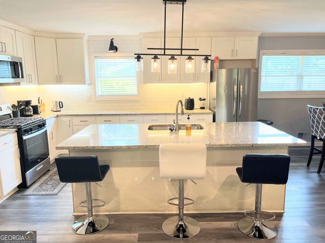 4380 Janice Drive, Atlanta, GA 30337