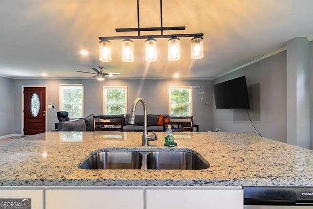 4380 Janice Drive, Atlanta, GA 30337