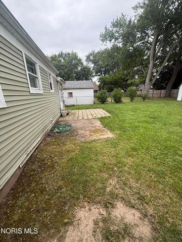 5004 South Avenue, Toledo, OH 43615