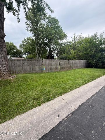 5004 South Avenue, Toledo, OH 43615